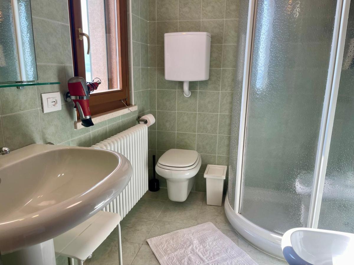 トッリ・デル・ベーナコCasa Prima Vistaアパートメント エクステリア 写真